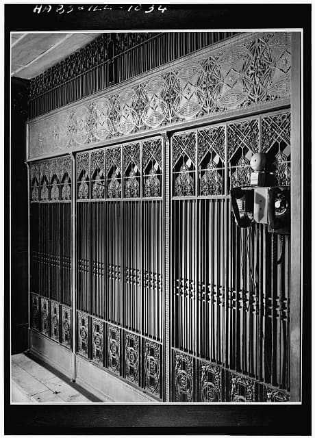 Historic Chicago architecture documentation image alternate